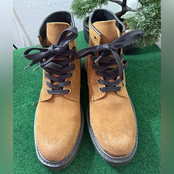 FRYE AND CO. Tan Suede Men's Boots - Picture 2 of 7